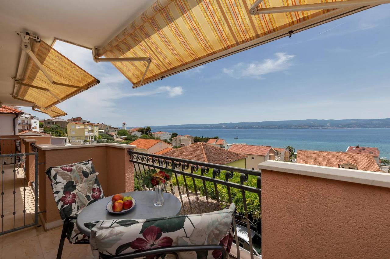 Apartments And Rooms With Parking Space Duce, Omis - 10303 Exterior photo
