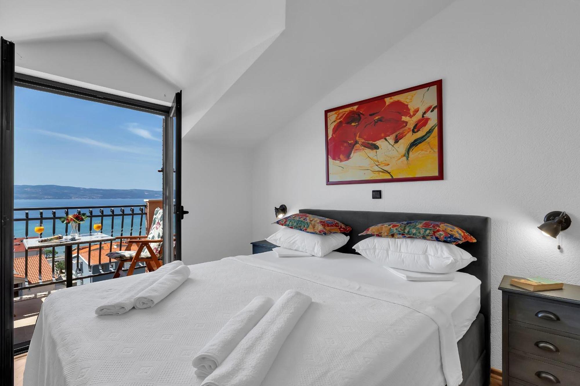 Apartments And Rooms With Parking Space Duce, Omis - 10303 Room photo
